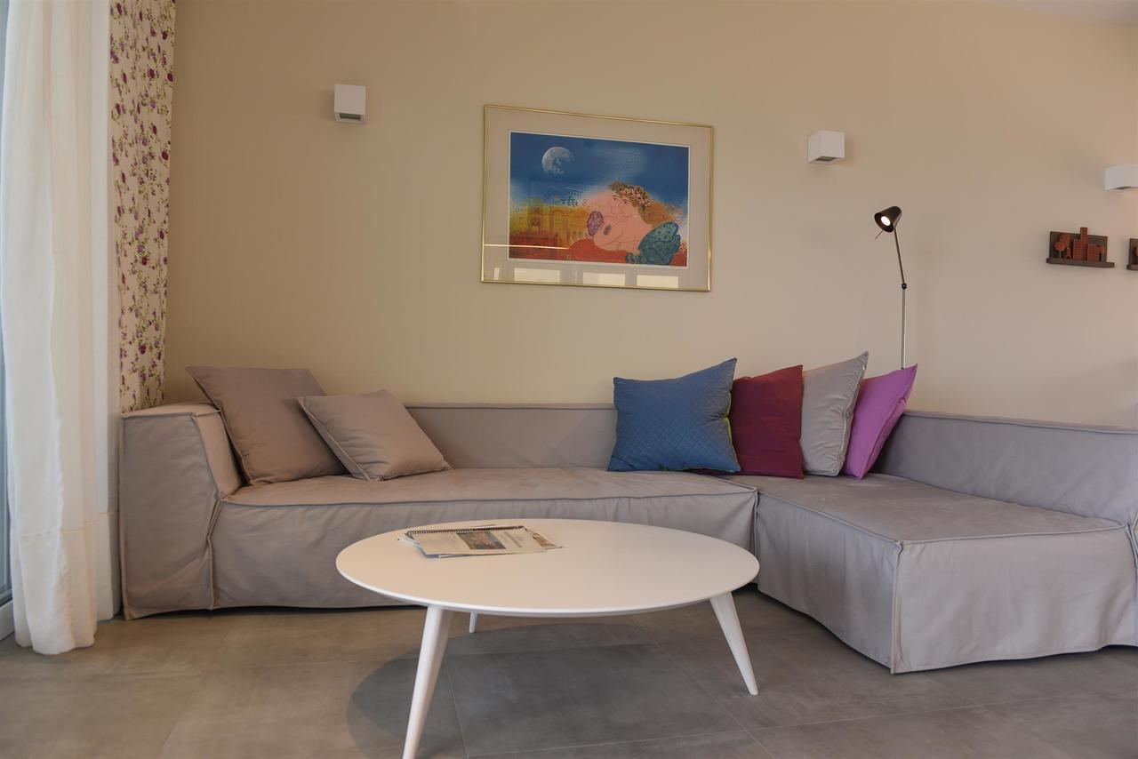 Rodia Beach Suites Коккинос Пиргос Экстерьер фото