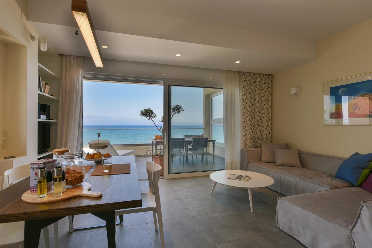 Rodia Beach Suites Коккинос Пиргос Экстерьер фото