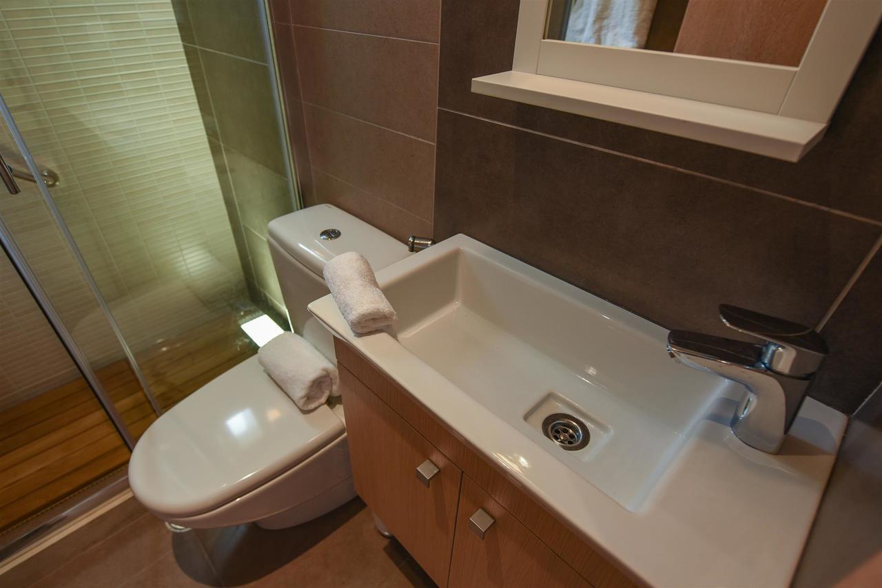Rodia Beach Suites Коккинос Пиргос Экстерьер фото