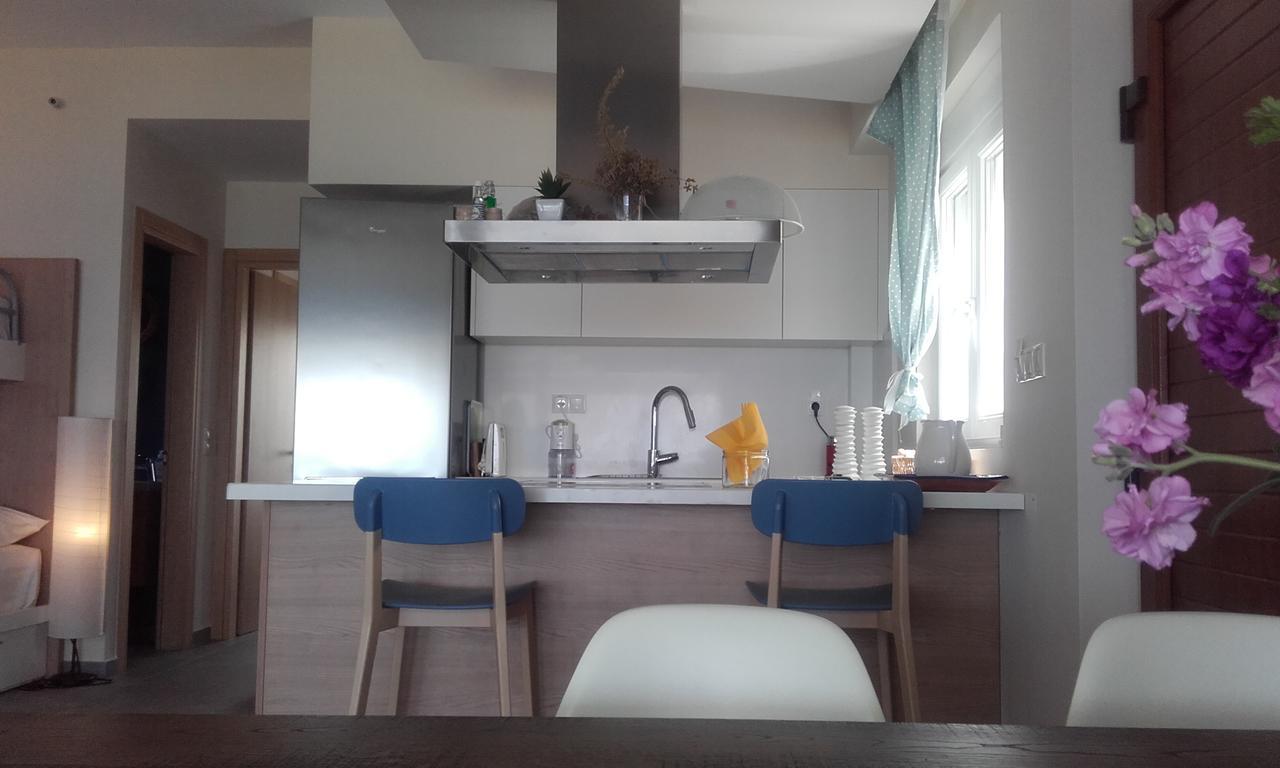 Rodia Beach Suites Коккинос Пиргос Экстерьер фото